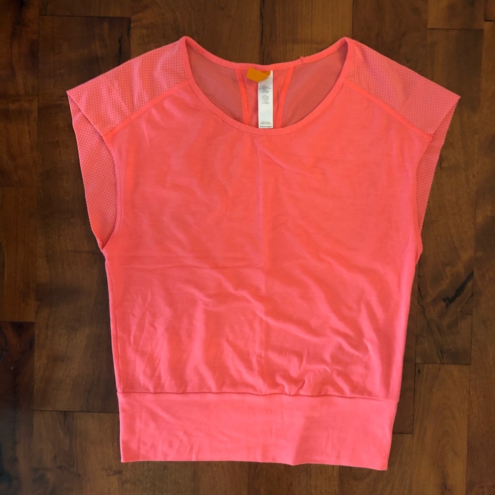 Lucy Tee